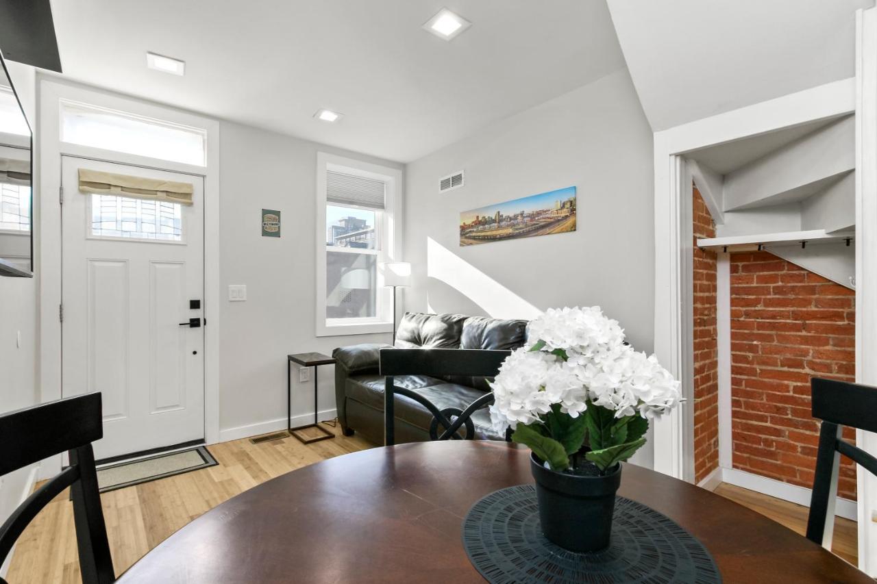 בלטימור Cozy Ba Townhome Near Little Italy I Fells Point מראה חיצוני תמונה